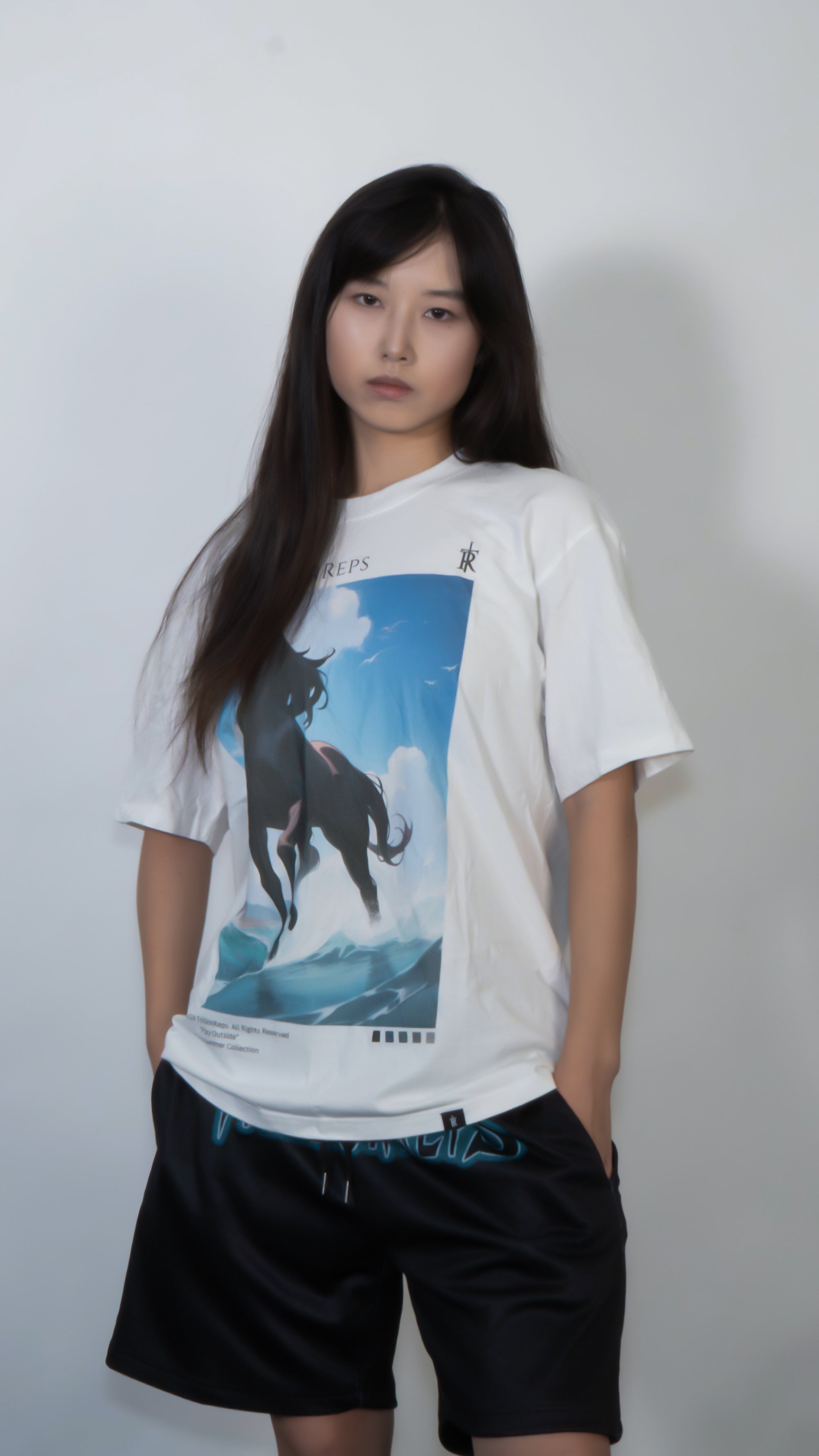 [Play Outside] Graphic T-Shirt